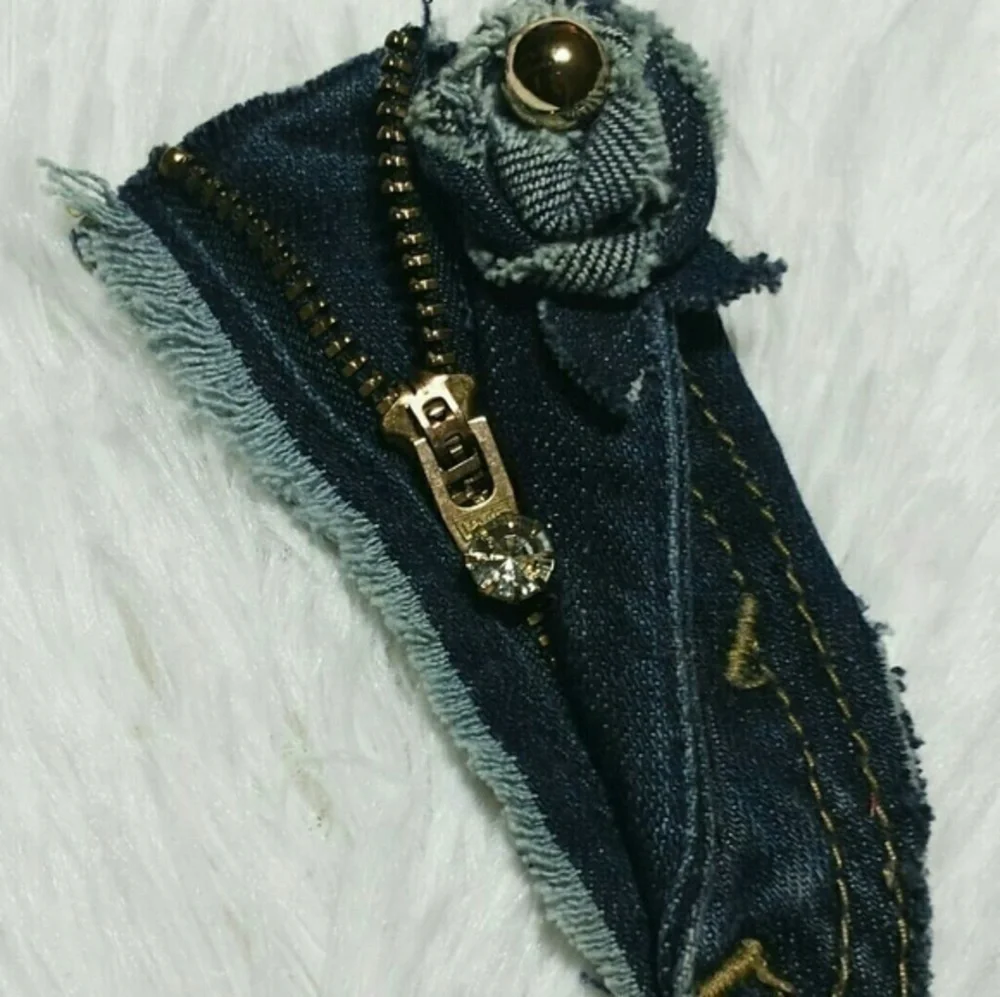 Raw Edge Distressed Levis Denim 